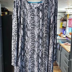 Popyoung Snake Skin Print 3/4 Sleeve Tunic 2XL